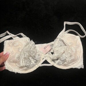 Victoria secret bra